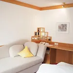 Gaestehaus Gerti Πανσιόν 3*