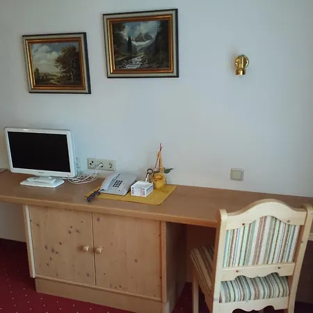 Vendégház Gaestehaus Gerti 3*
