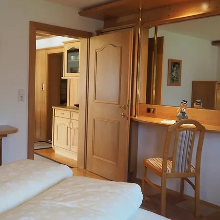 Pensjonat Gaestehaus Gerti *