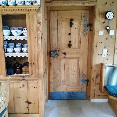 Gaestehaus Gerti 나서레이스