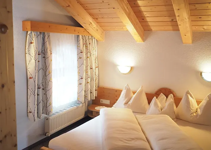 Affittacamere Gaestehaus Gerti 3*