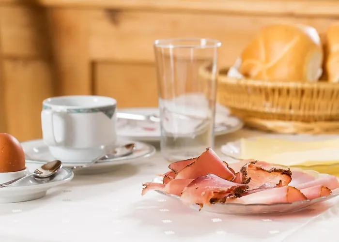 Affittacamere Gaestehaus Gerti 3*