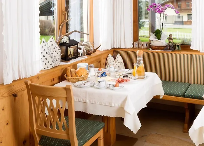 Affittacamere Gaestehaus Gerti 3*