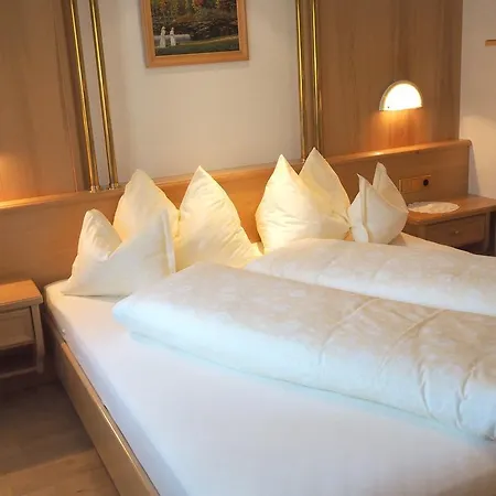 Gaestehaus Gerti ناسيريث